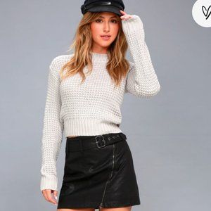 Lulu's Campfire Cozy Light Grey Cropped Knit SweaterWomen's Size Small